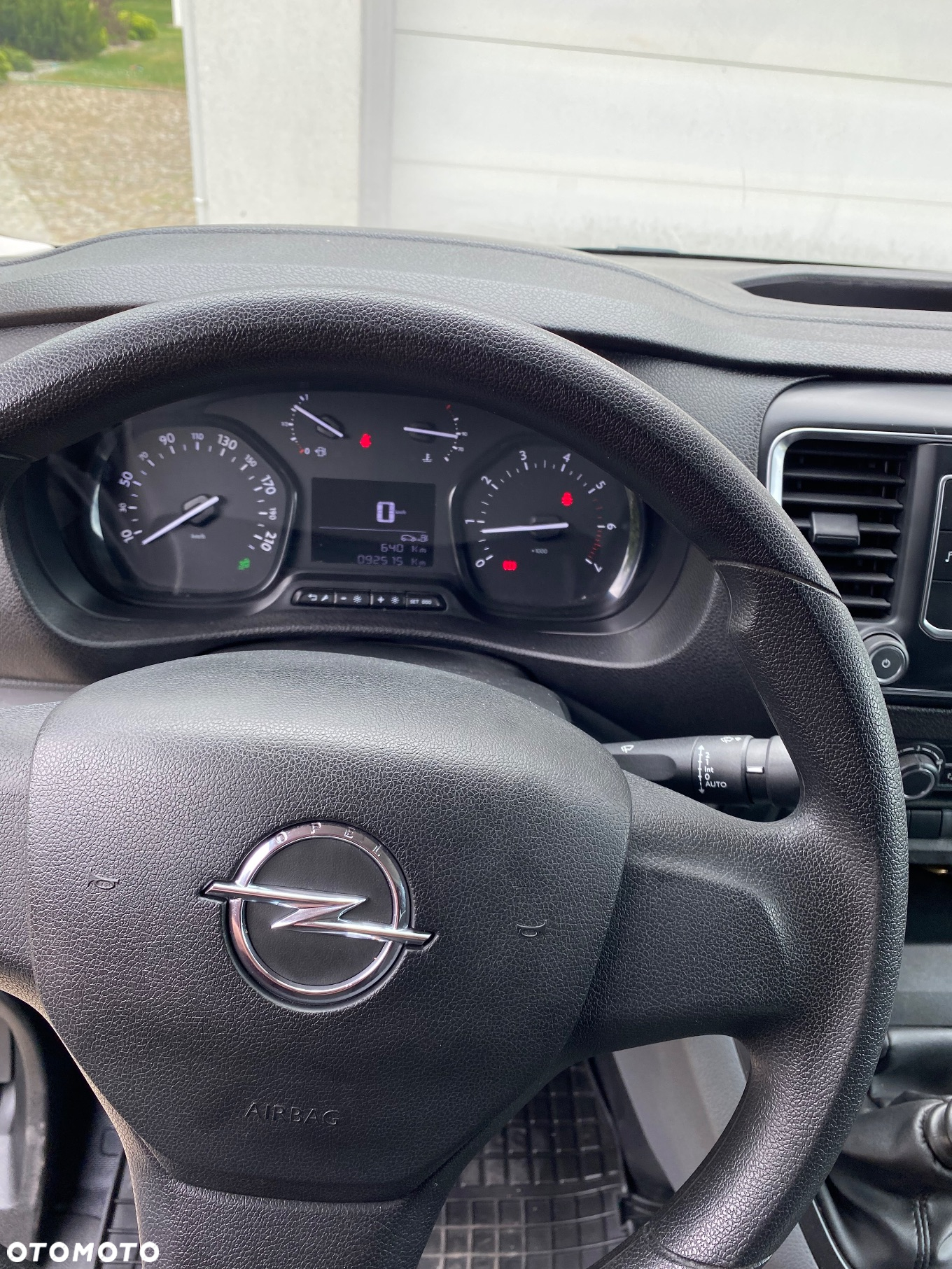 Opel VIVARO - 8