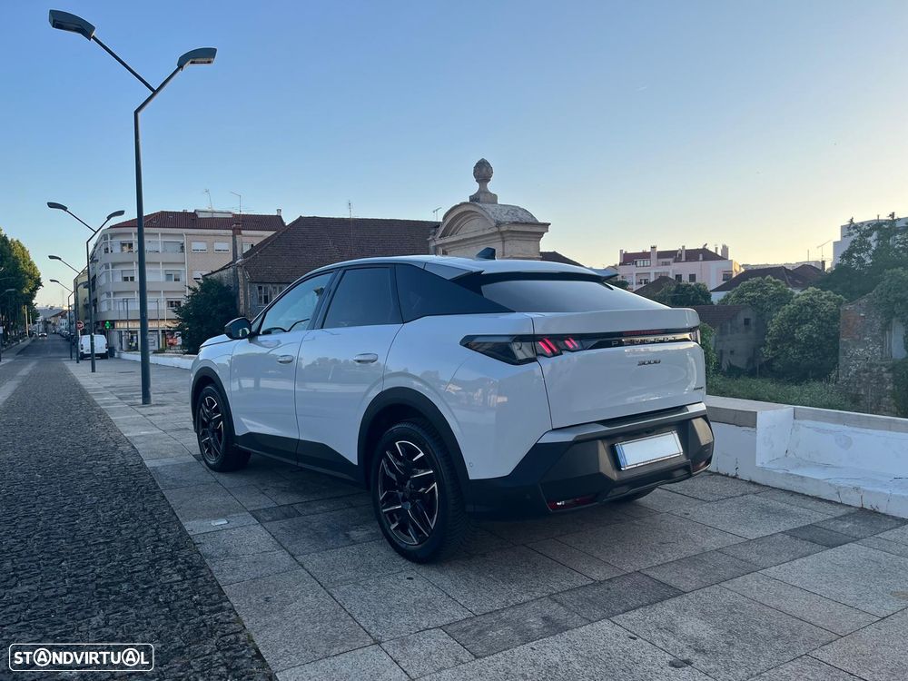 Peugeot 3008 Hybrid 145 e-DSC6 Allure - 17