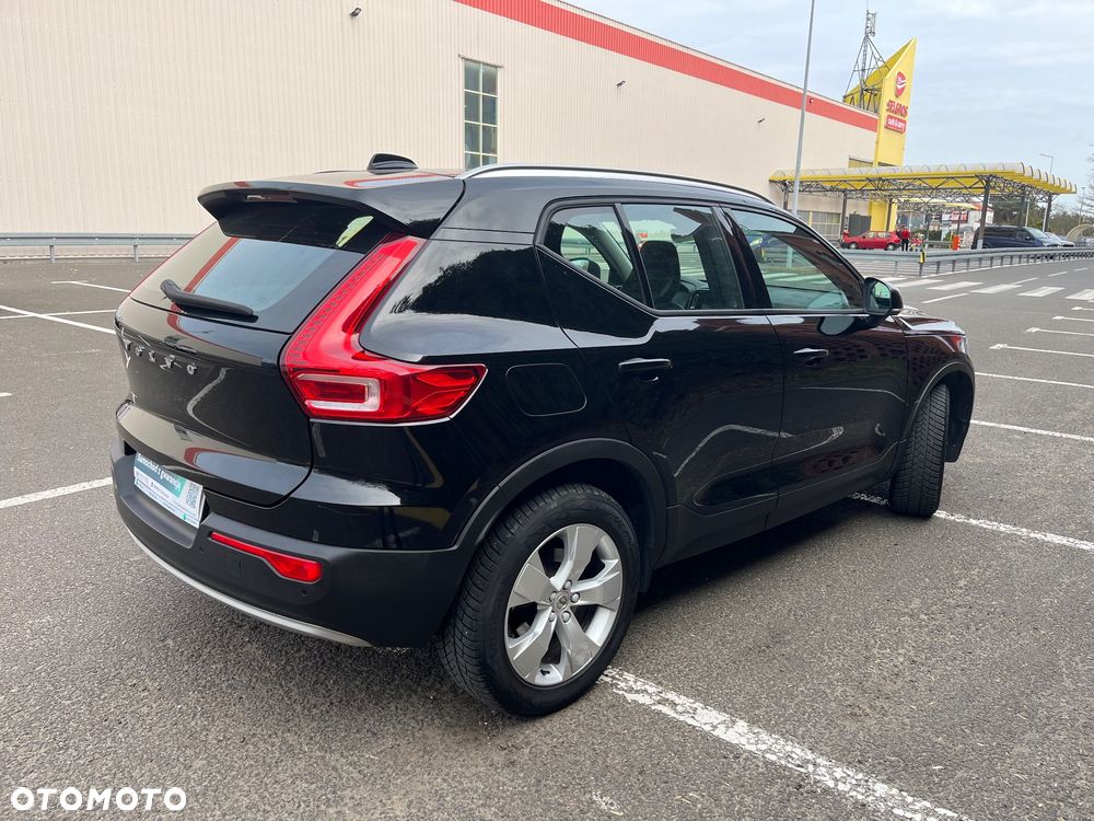 Volvo XC 40 D3 AWD Momentum Pro - 10