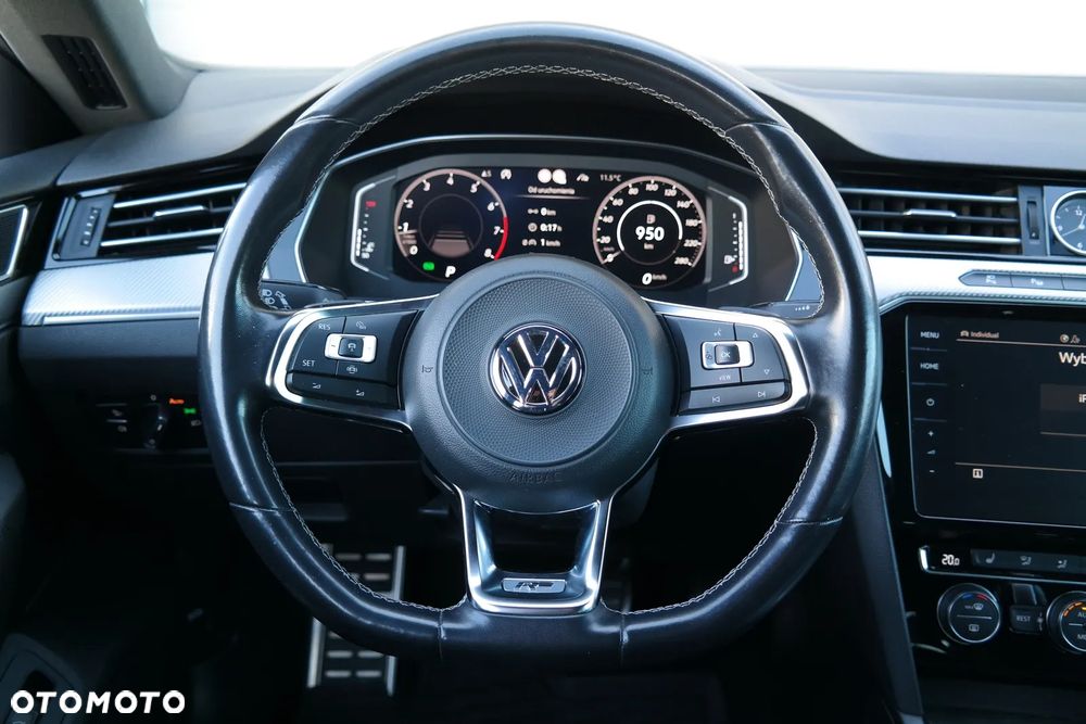 Volkswagen Arteon 2.0 TSI R-Line DSG - 19