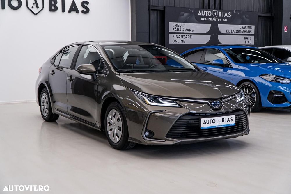 Toyota Corolla 1.8 HSD Dynamic - 3