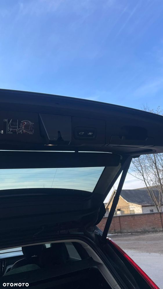 Volvo XC 60 ver-d4-scr-awd-inscription - 15