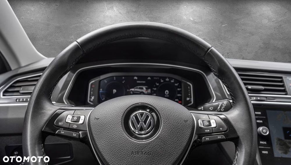 Volkswagen Tiguan 2.0 TDI SCR DSG R-Line - 22