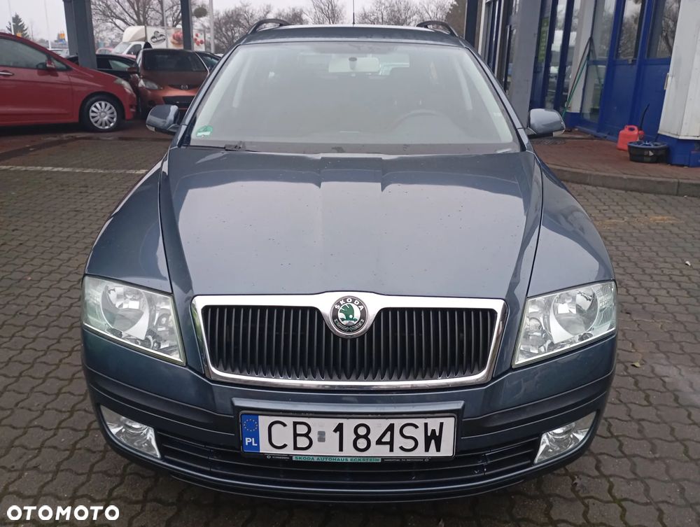 Skoda Octavia 1.6 Combi Ambiente - 29