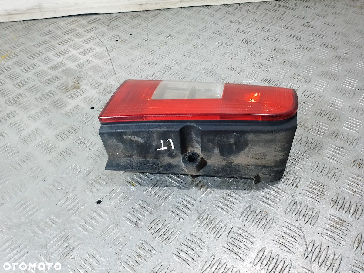 LAMPA TYLNA LEWA CITROEN BERLINGO I FL - 4