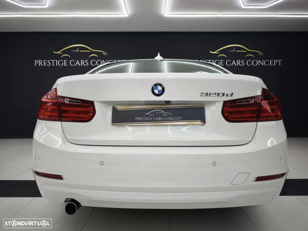 BMW 320 d Aut. Modern Line - 15