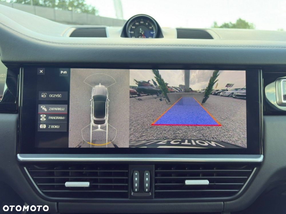 Porsche Cayenne Coupe Turbo - 21