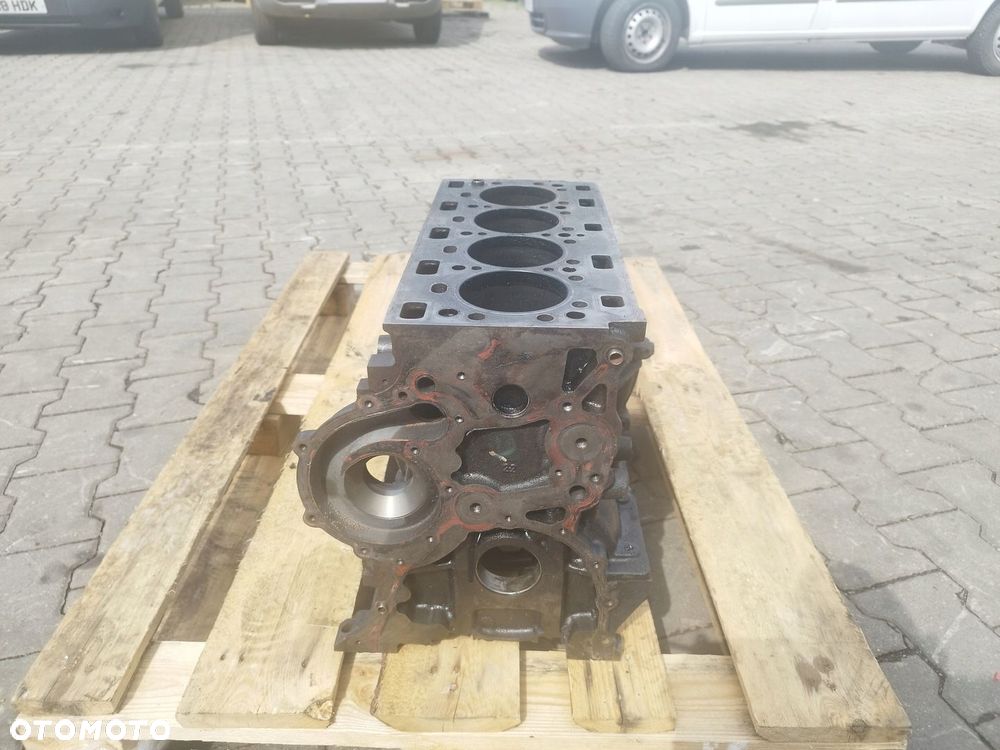 BLOK SILNIKA SILNIK NOMINALNY MASTER MOVANO INTERSTAR 2.5 DCI G9U - 4