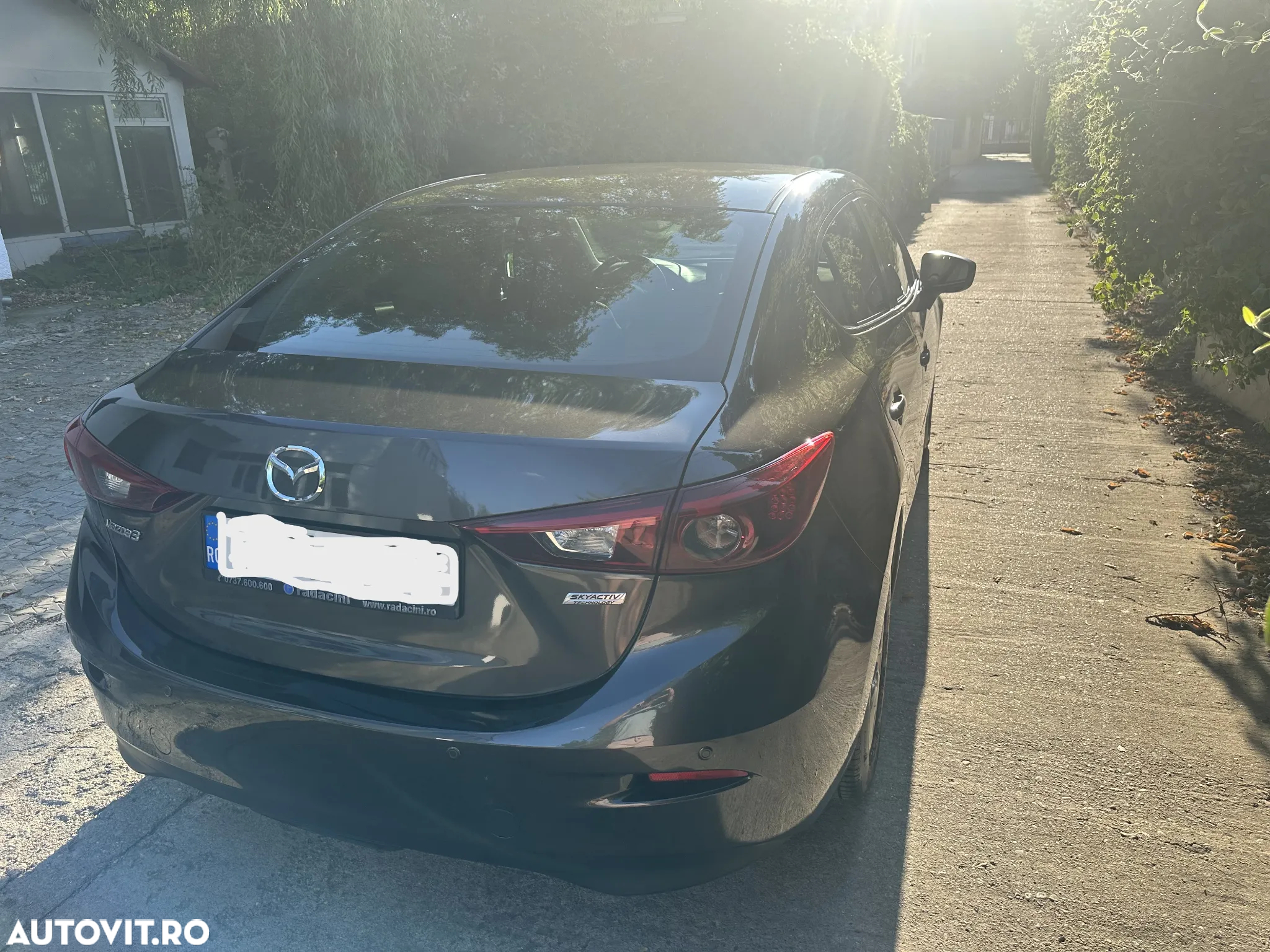 Mazda 3 - 5
