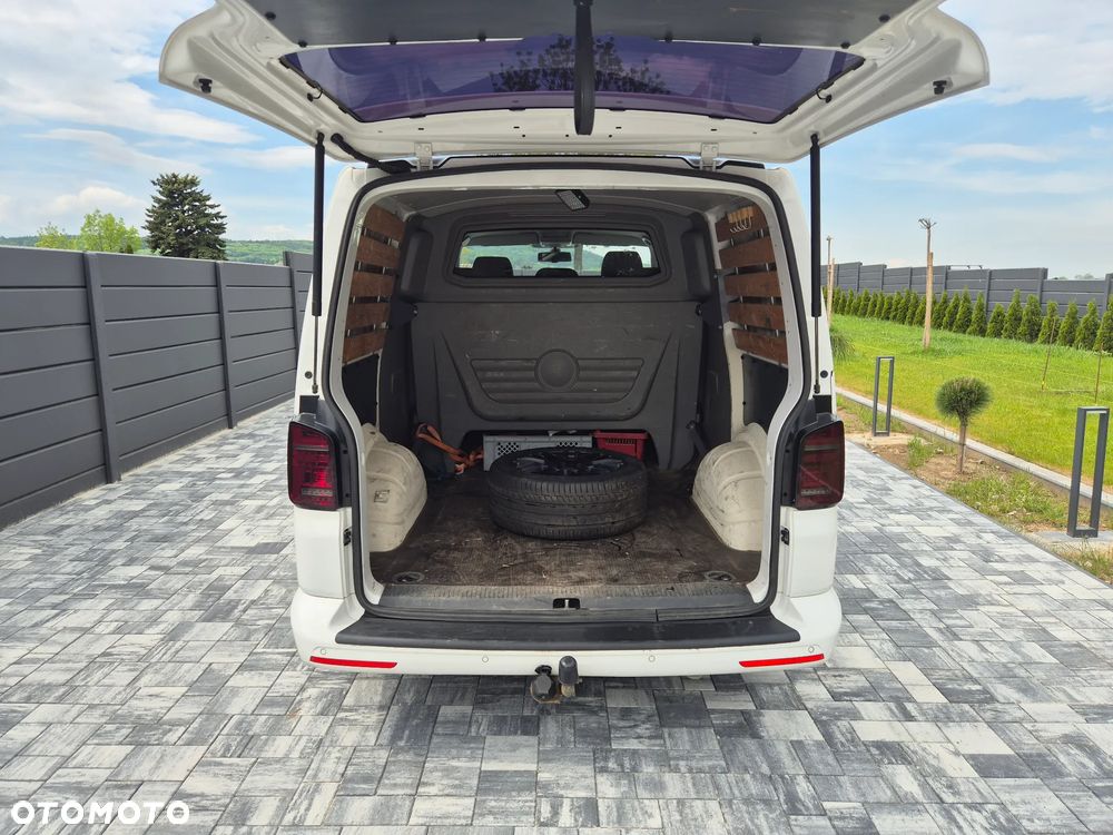 Volkswagen Transporter - 14