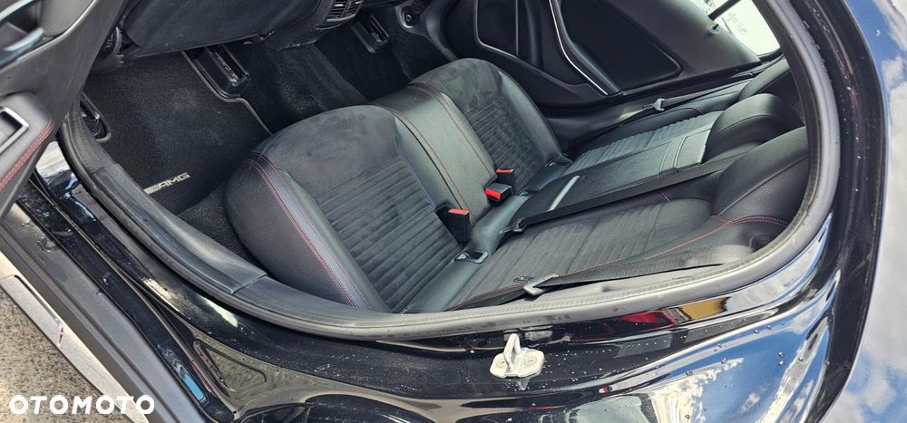 Mercedes-Benz GLA 200 (CDI) d 7G-DCT AMG Line - 14