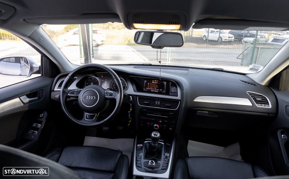 Audi A4 Avant 2.0 TDI Business Line S-line - 3