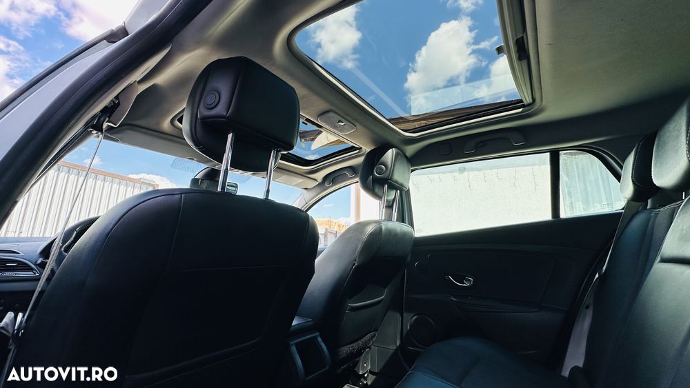 Renault Megane dCi 110 FAP EDC Bose Edition - 12