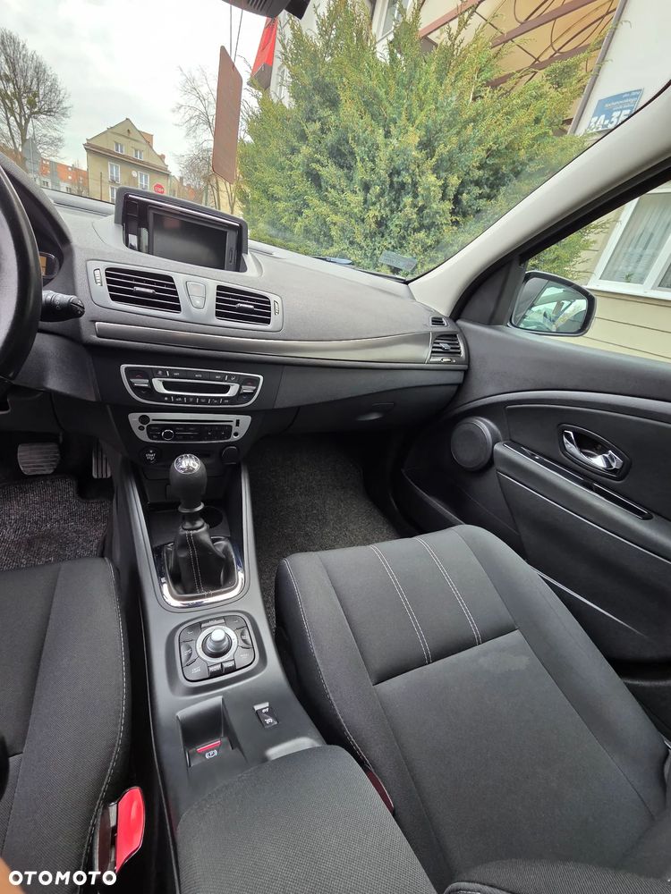 Renault Megane ENERGY TCe 130 LIMITED - 14