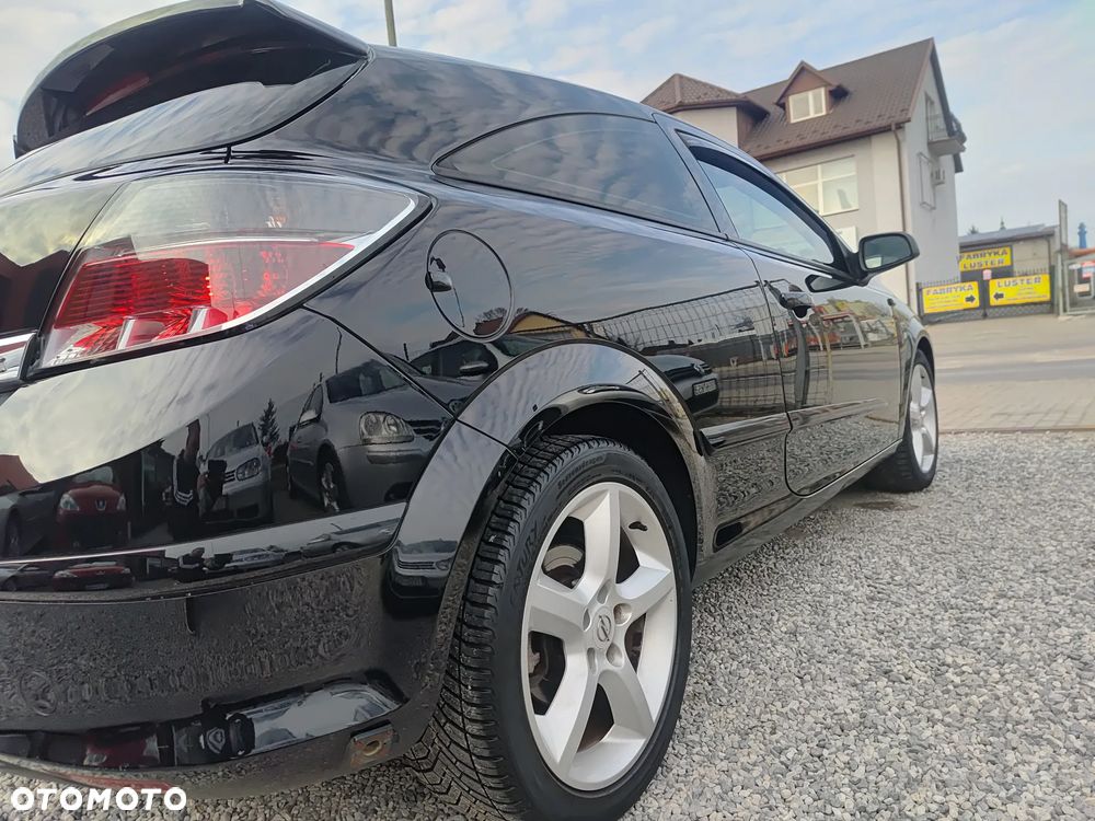 Opel Astra 2.0 Turbo Sport - 11