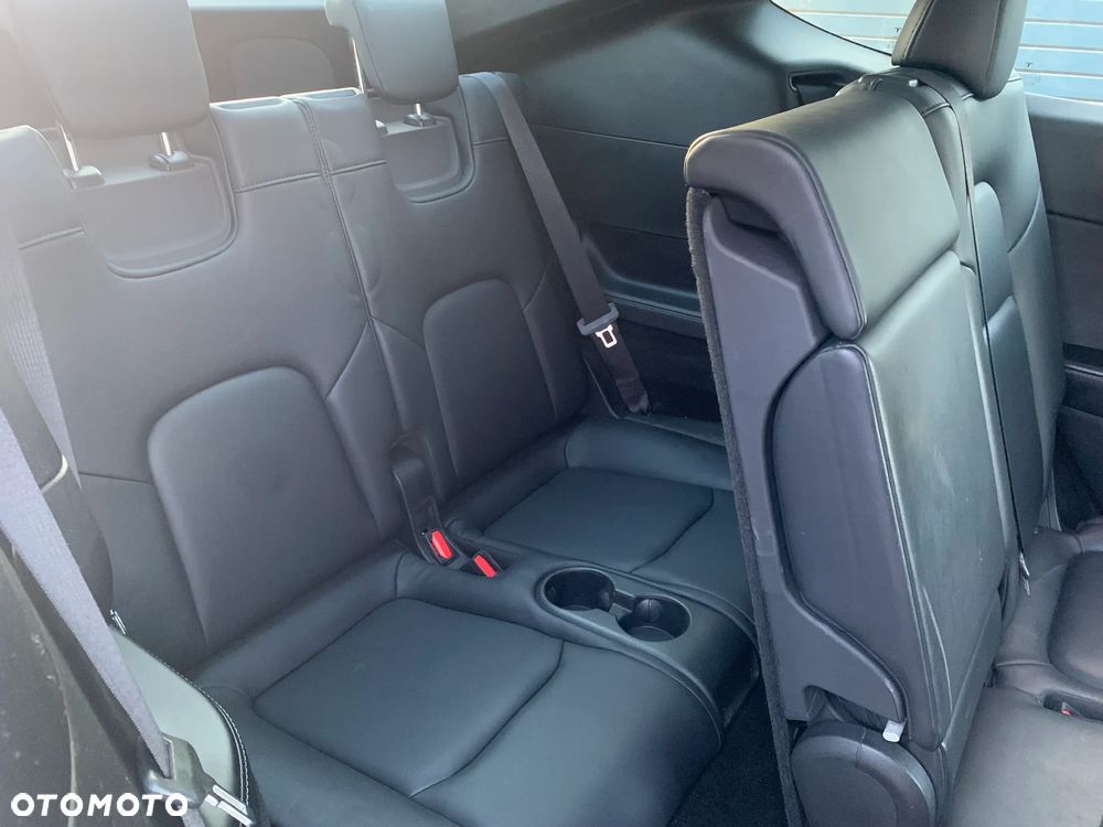 Tesla Model Y Long Range Dual Motor AWD - 25