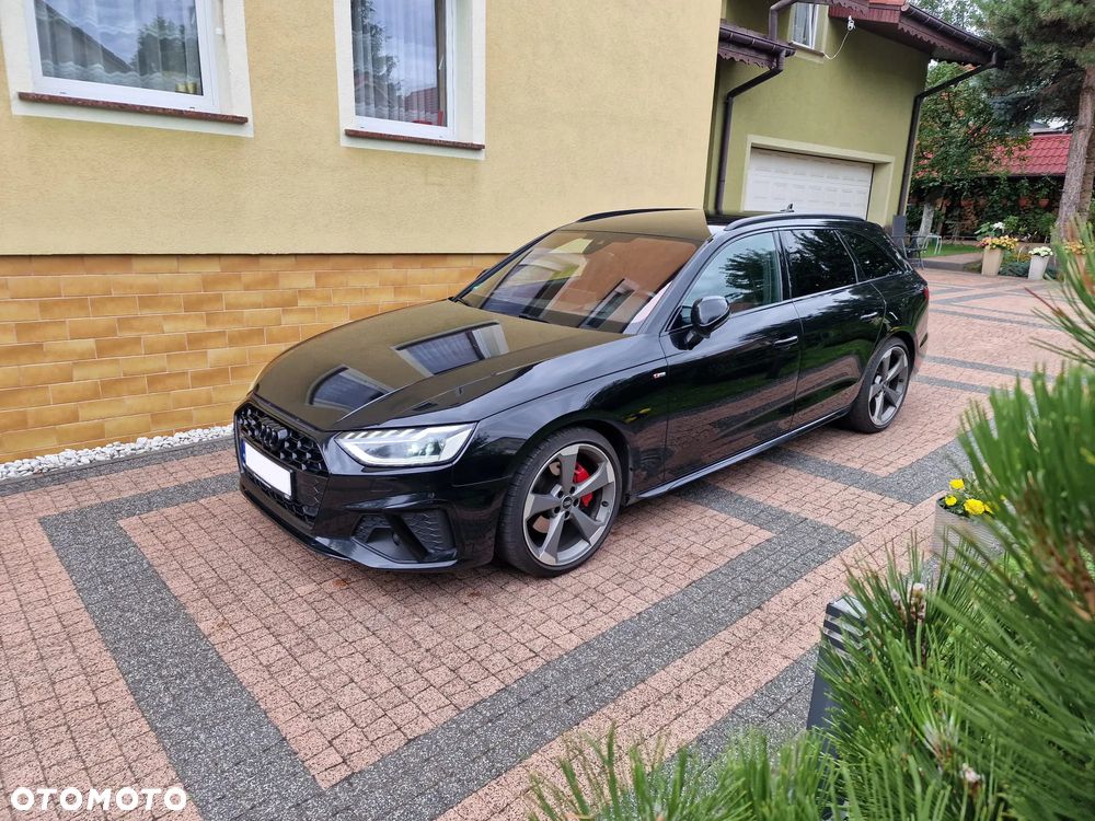Audi A4 Avant 40 TDI quattro S tronic S line - 1