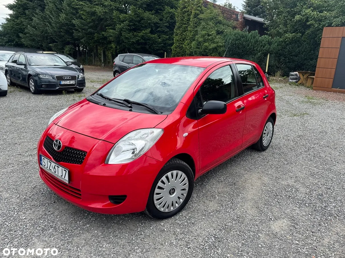 Toyota Yaris - 2