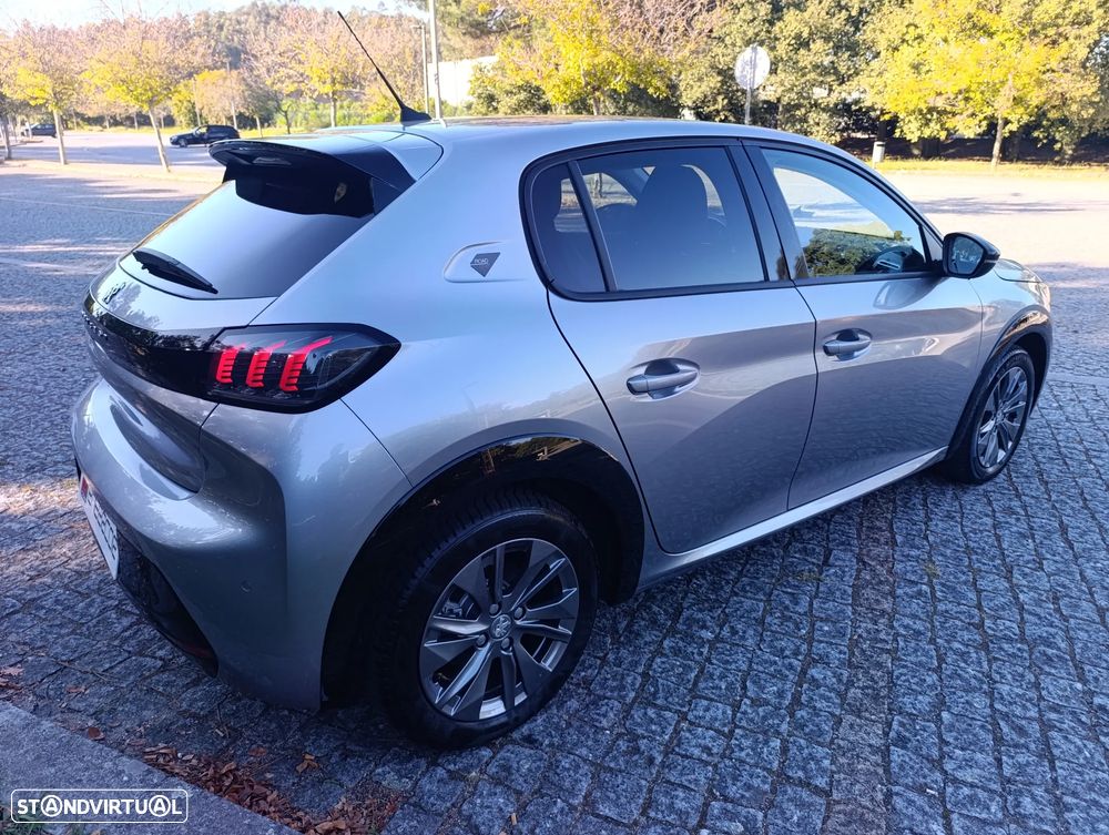 Peugeot E-208 2022 photo 5