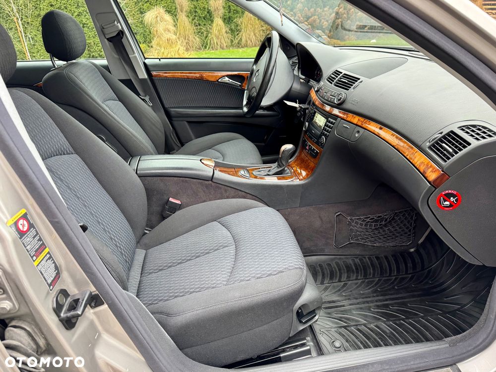 Mercedes-Benz Klasa E 350 Elegance Sport Edition - 21