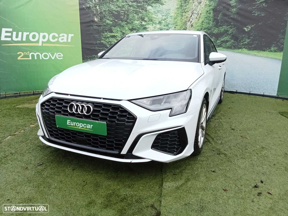 Audi A3 Limousine 30 TFSI S tronic - 1