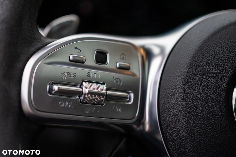 Mercedes-Benz GLC AMG 63 S 4Matic+ AMG Speedshift MCT 9G - 21