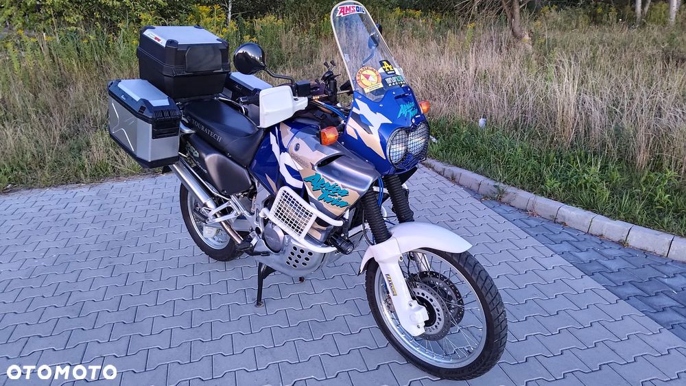 Honda XRV - 5