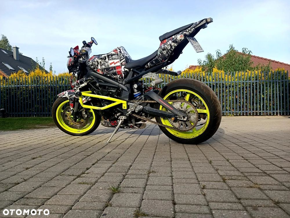 Triumph Speed Triple - 2