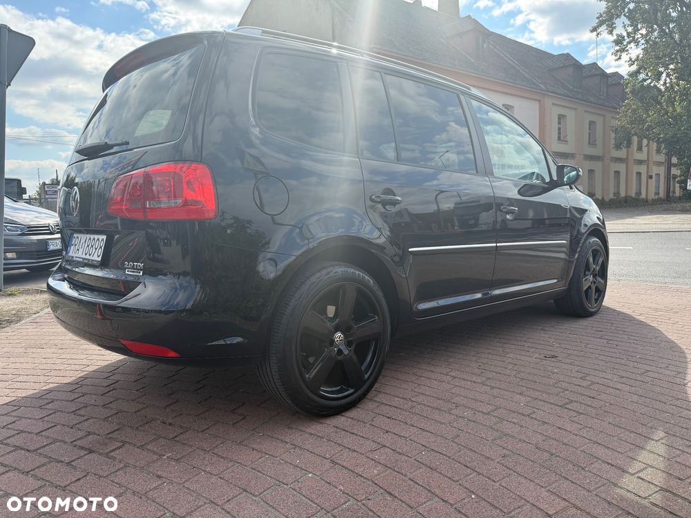 Volkswagen Touran 2.0 TDI DPF Highline DSG - 35