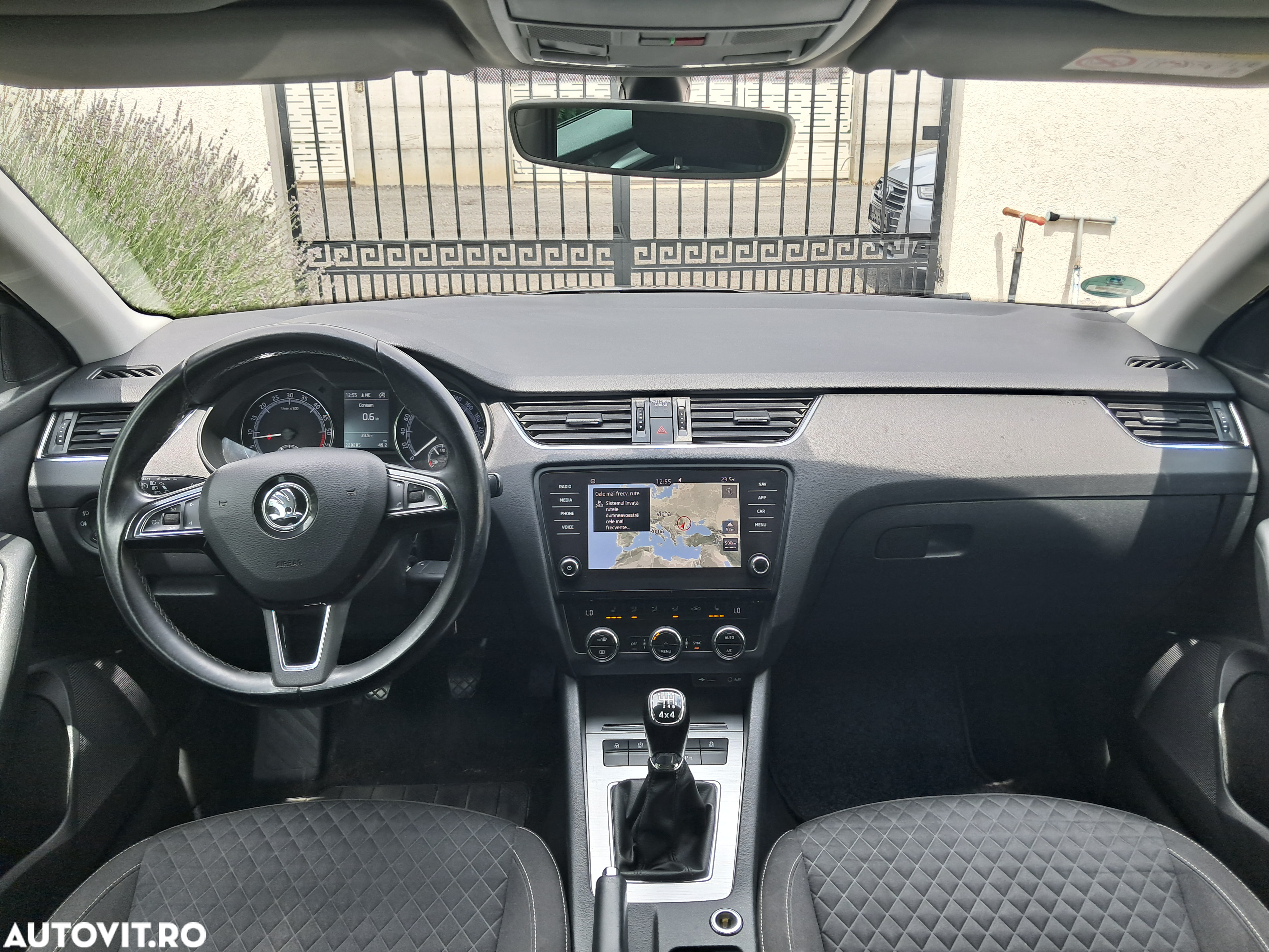 Skoda Octavia Combi 2.0 TDI Drive - 5