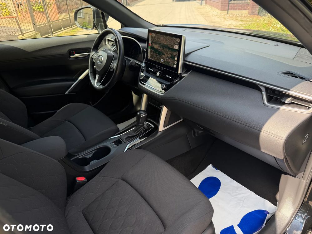 Toyota Corolla Cross 2.0 Hybrid Comfort - 13