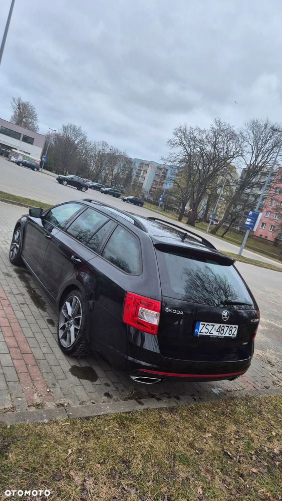 Skoda Octavia 2.0 TSI RS - 3