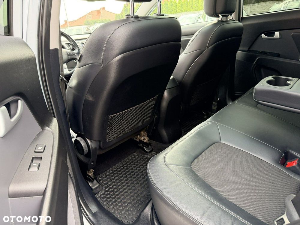 Kia Sportage 2,0 CRDI 2WD Vision - 12