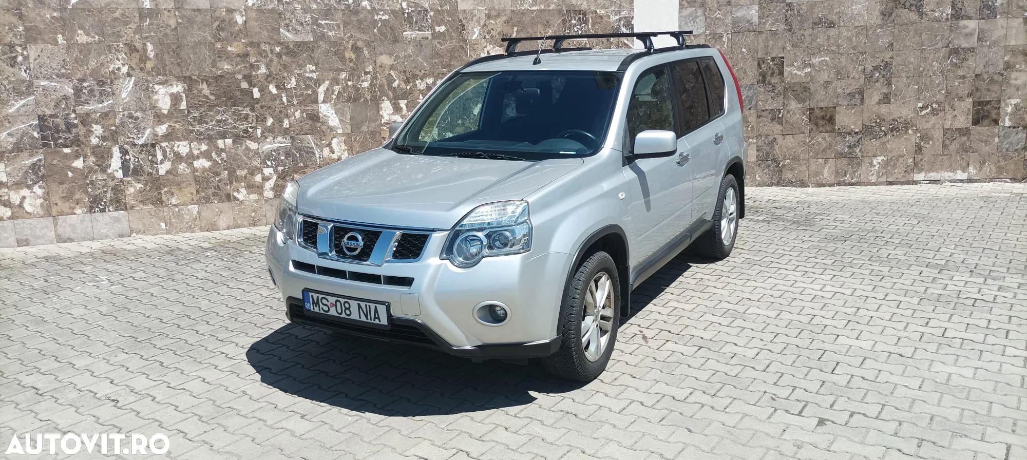Nissan X-Trail - 1