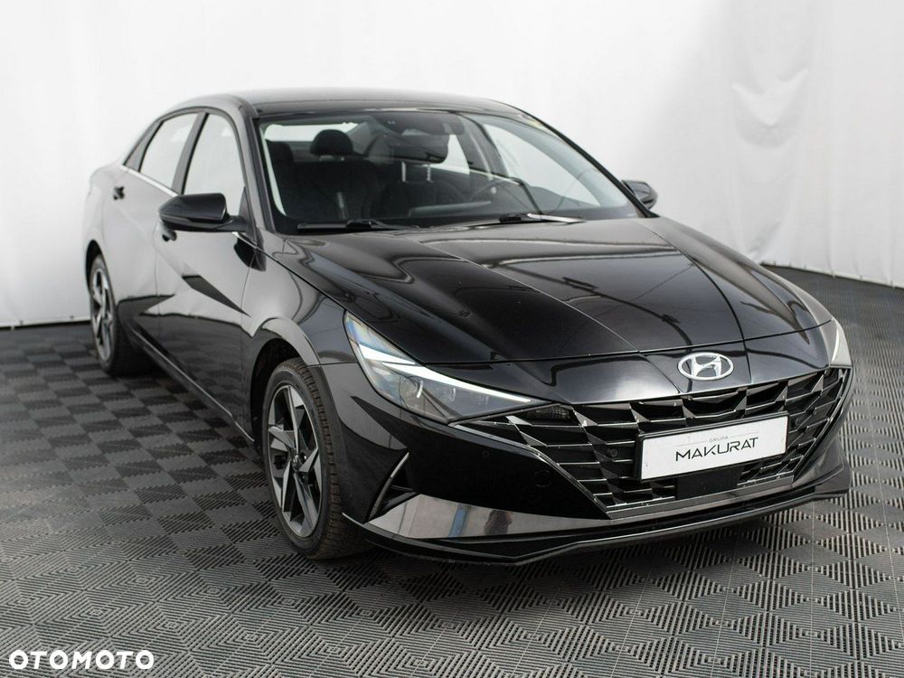 Hyundai Elantra 1.6 Executive CVT - 4