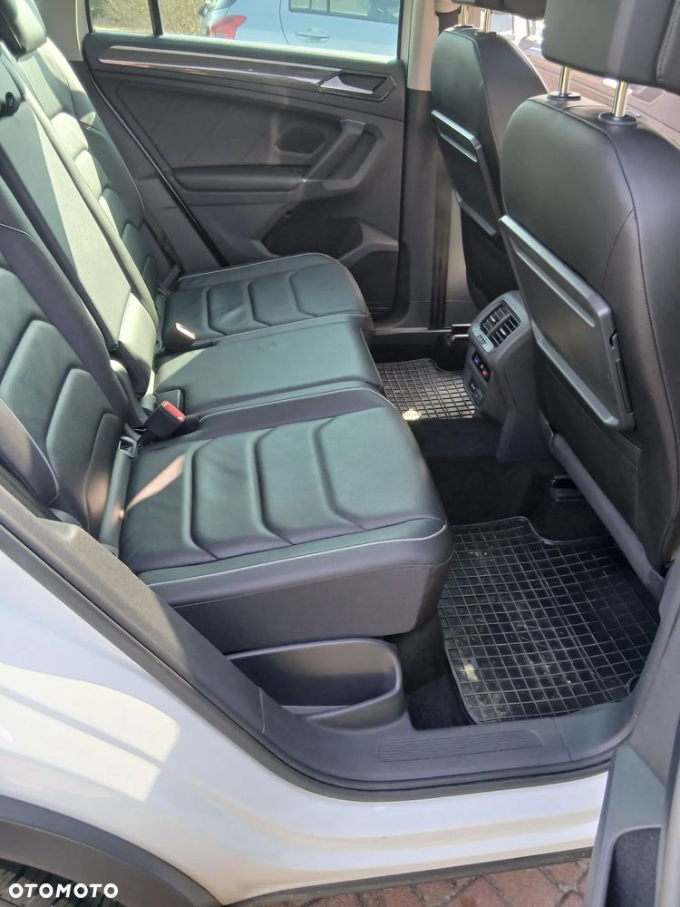 Volkswagen Tiguan 2.0 TDI SCR DSG R-Line - 27