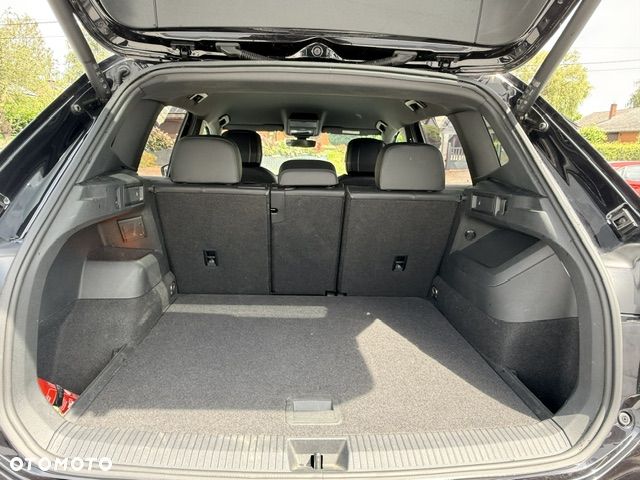 Volkswagen Tiguan - 9