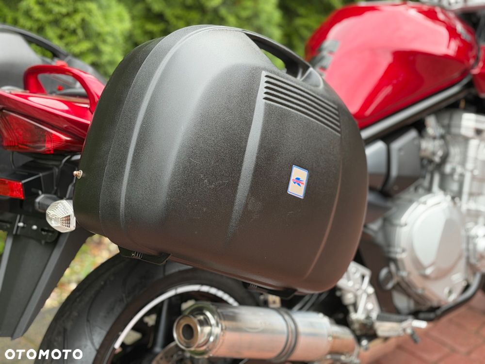 Suzuki Bandit - 25