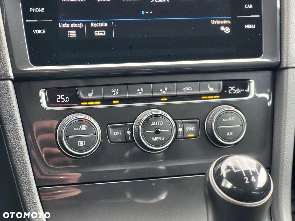 Volkswagen Golf 1.5 TSI BMT Evo Comfortline - 20