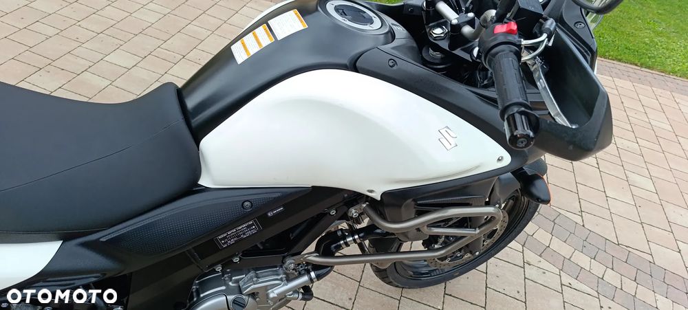 Suzuki V-STROM - 21