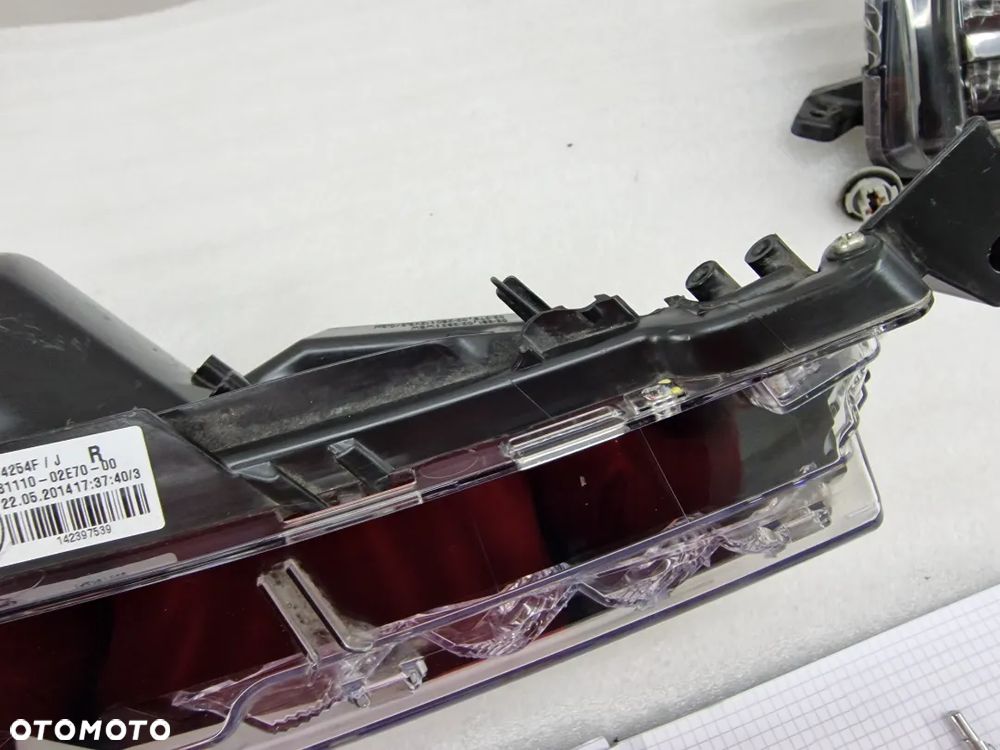 TOYOTA COROLLA E16 13- LEWA / PRAWA  LAMPA PRZEDNIA PRZÓD , NR 81110-02E71-00 / 81150-02E7-00 , NR AUKCJI LL175 - 25