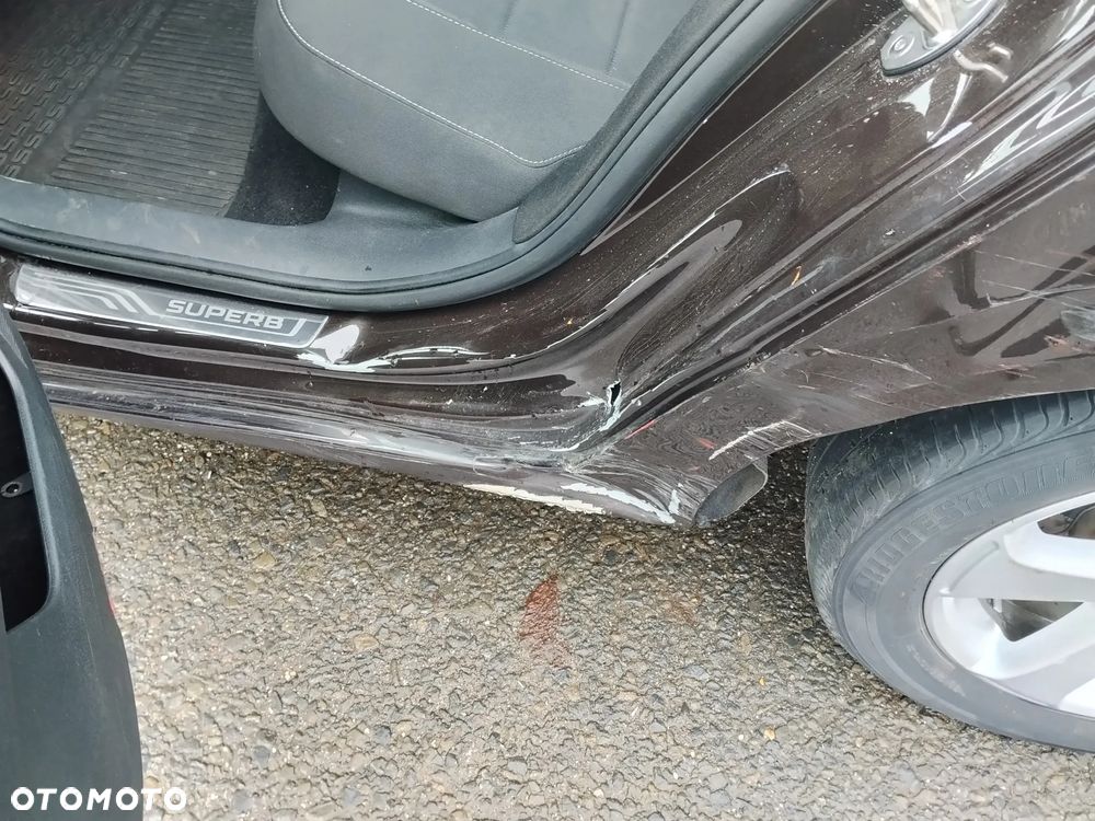 Skoda Superb 1.8 TSI Ambition - 18