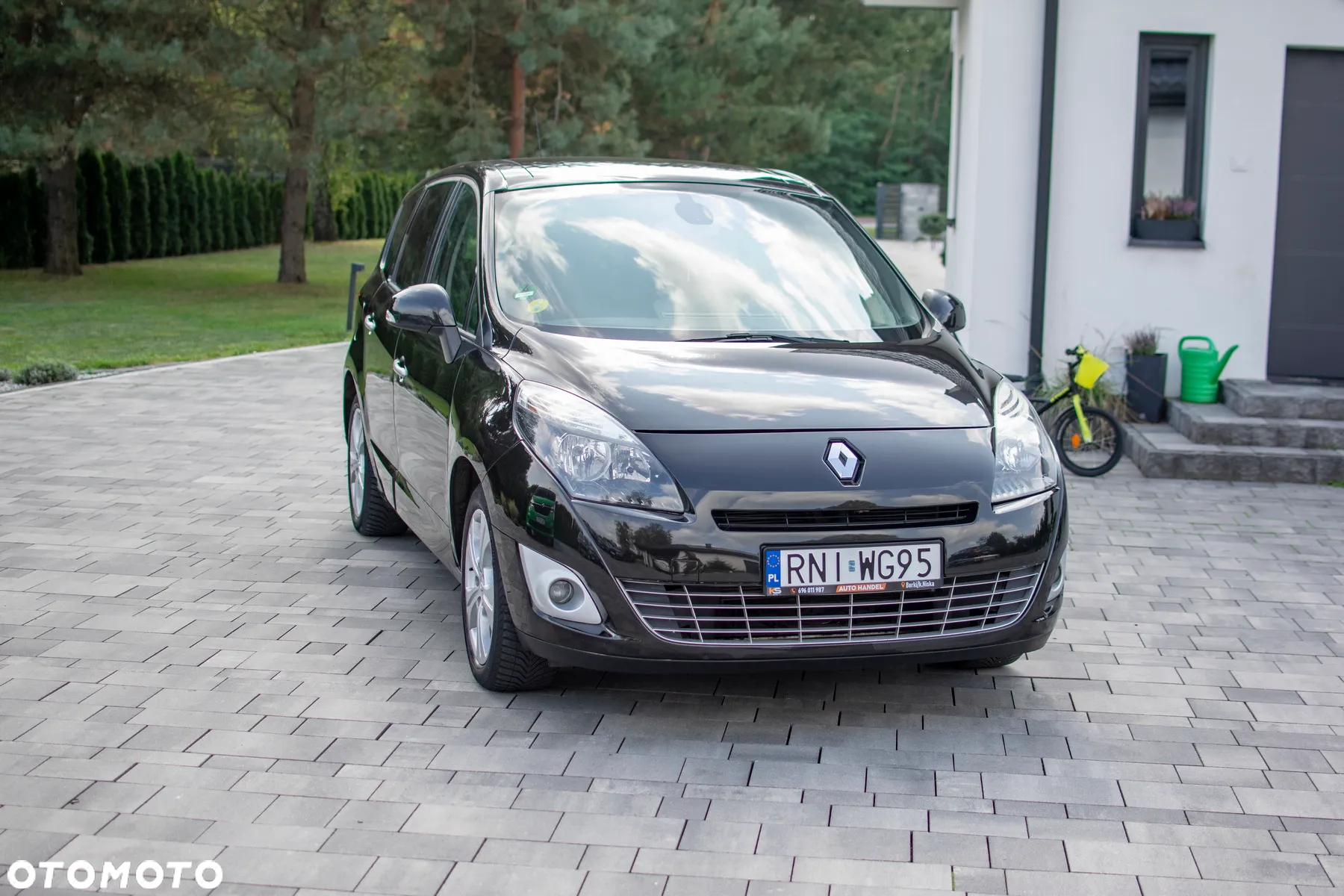 Renault Scenic - 11