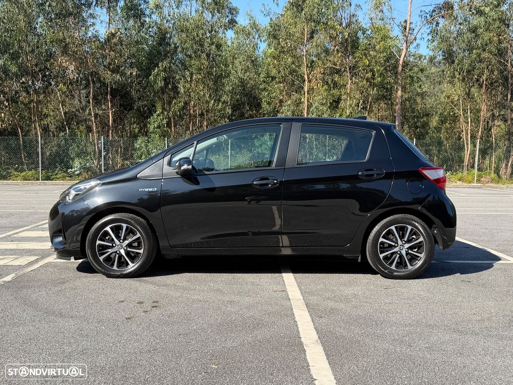 Toyota Yaris 1.5 HSD Comfort+P.Style - 12