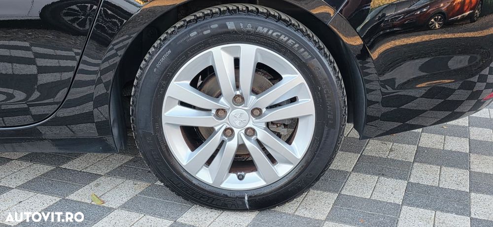 Peugeot 308 - 9