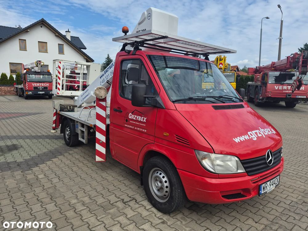 Mercedes-Benz Sprinter - 3