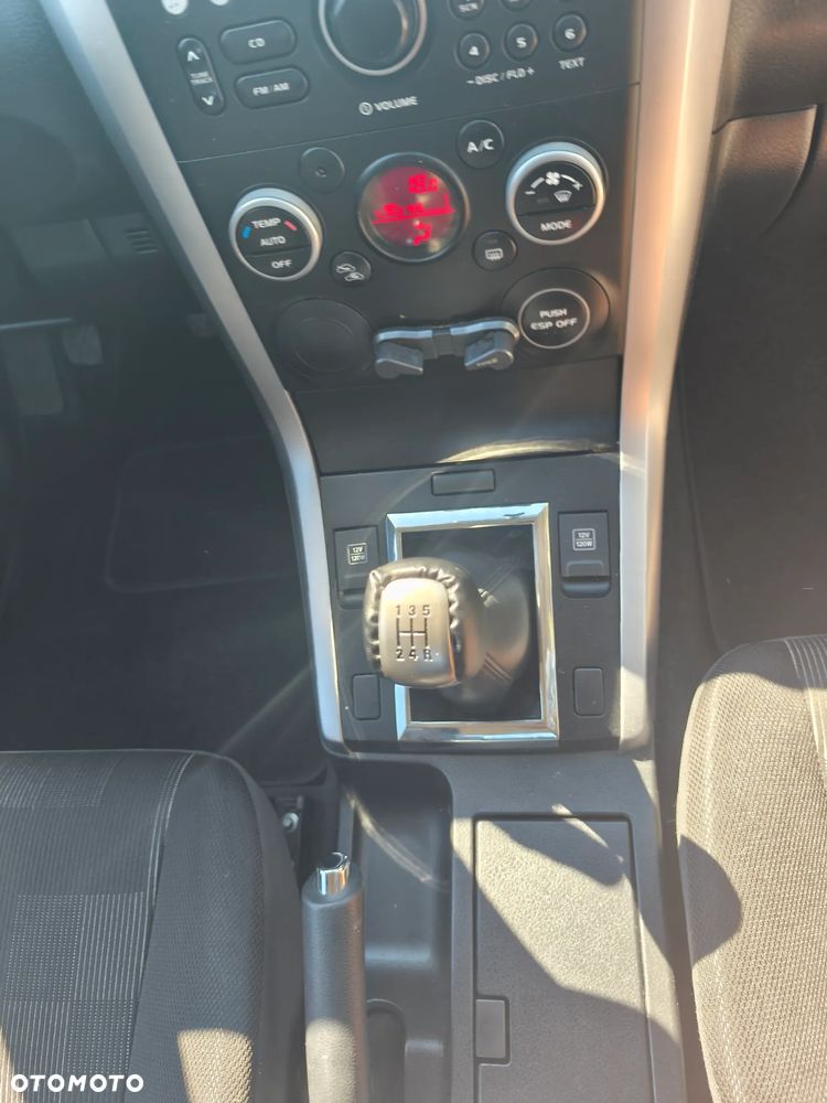Suzuki Grand Vitara - 12