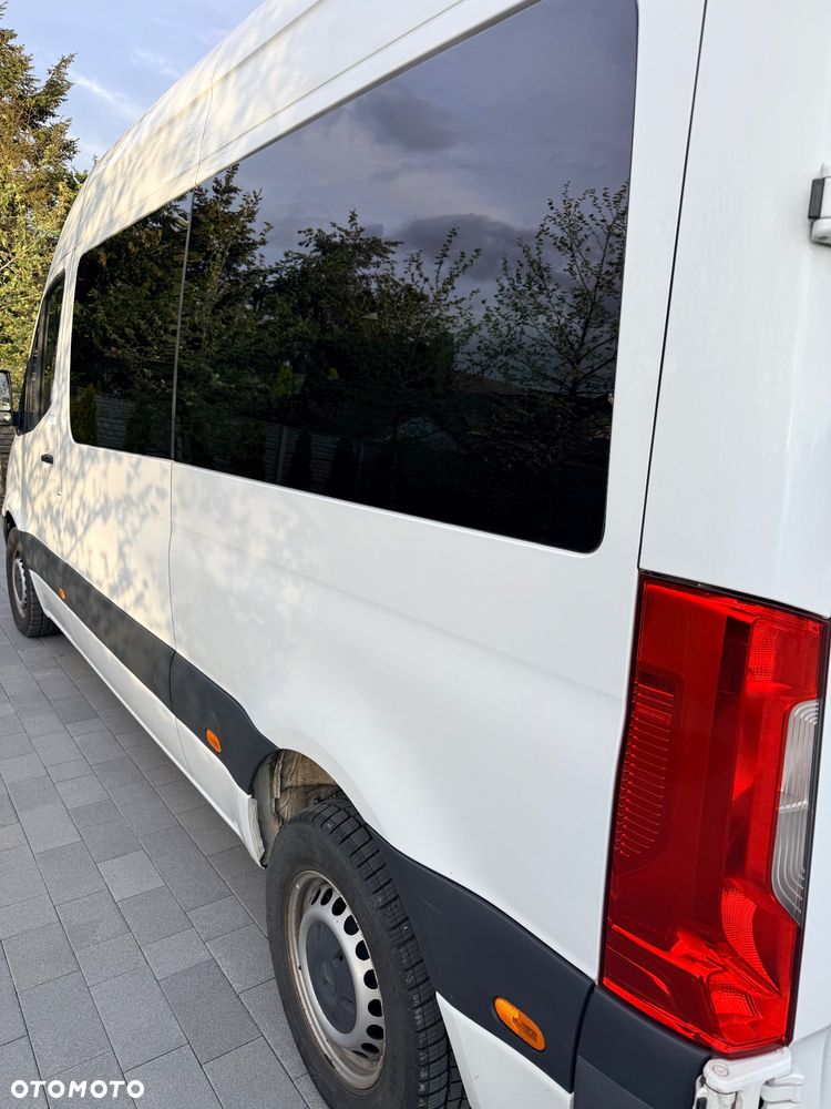 Mercedes-Benz Sprinter - 5