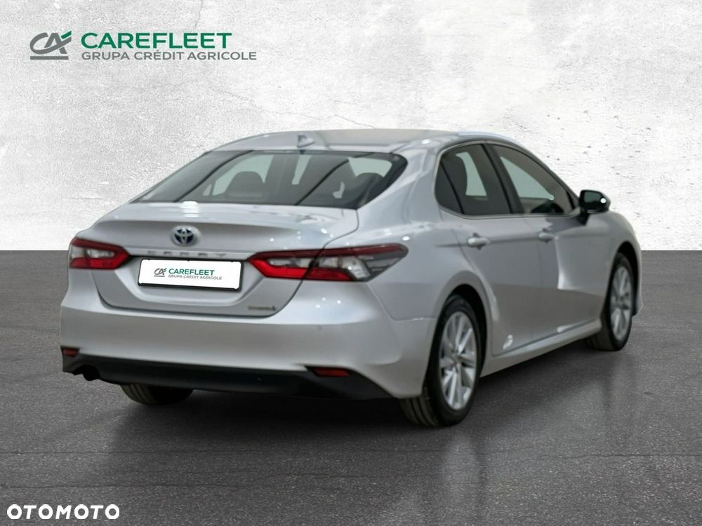 Toyota Camry - 6