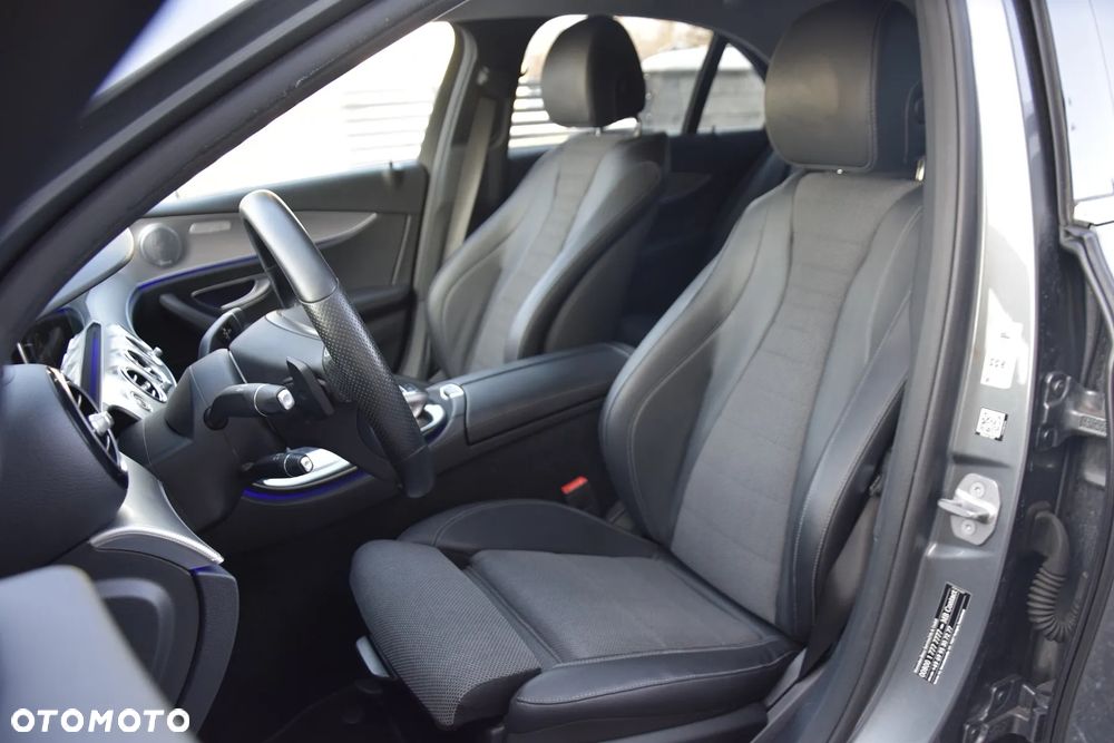 Mercedes-Benz Klasa E 200 9G-TRONIC Avantgarde - 25